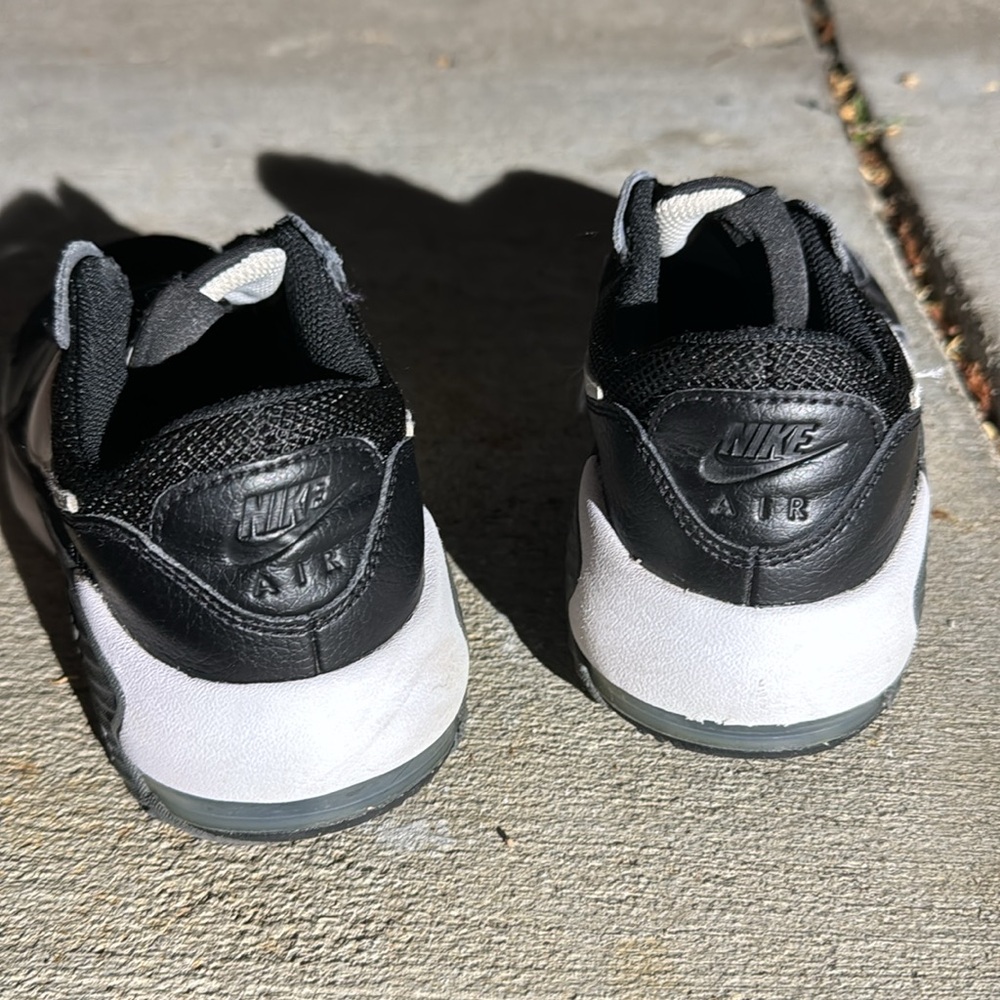 Nike AirMax - Picture 2 of 5